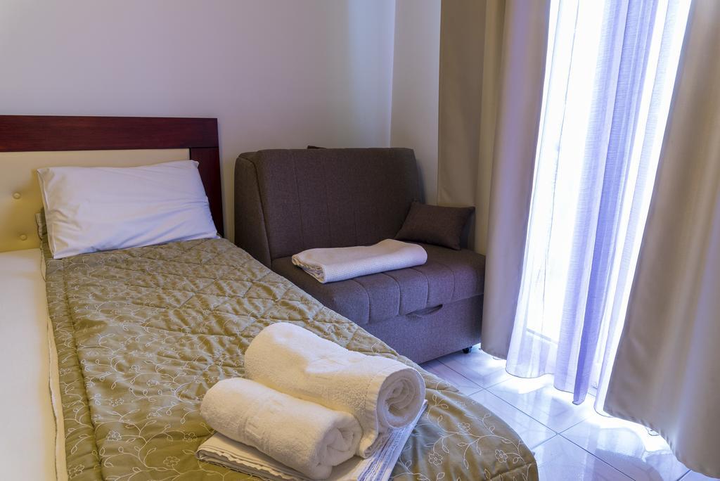 Hotel Zografos Paralía Esterno foto